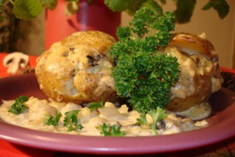 Картофель фаршированный - четыре лучших рецепта!