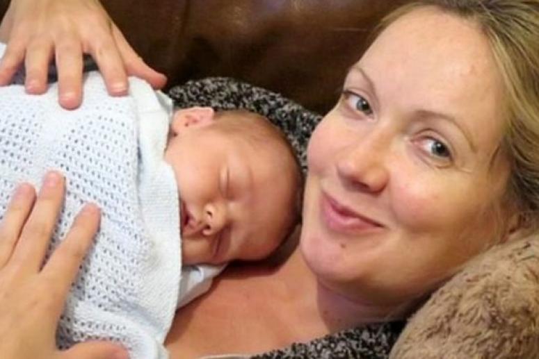 Мать двоих детей оглохла из-за беременности