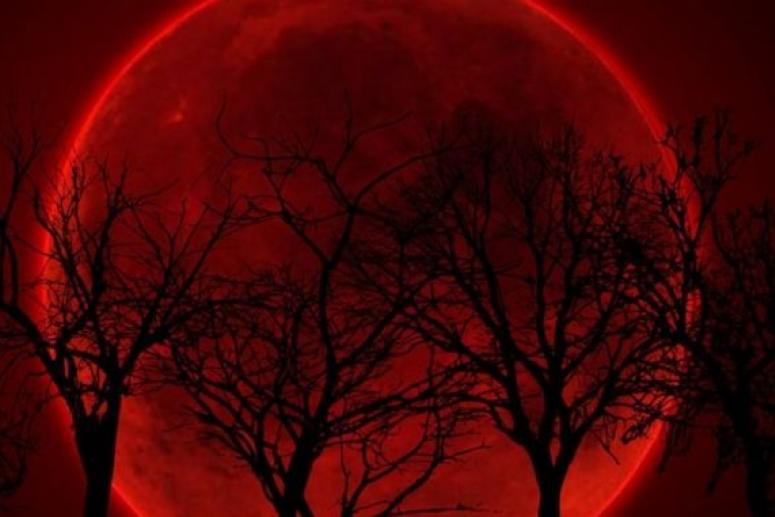 «Кровавая Луна». Как повлияет на здоровье самое длинное лунное затмение