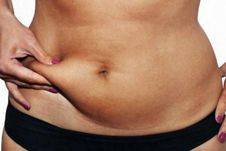 Жир на животе: почему у женщин появляются складки в области живота?