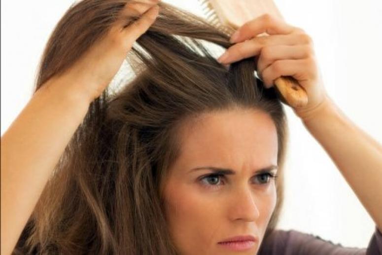 О каких проблемах со здоровьем расскажет седой волосок